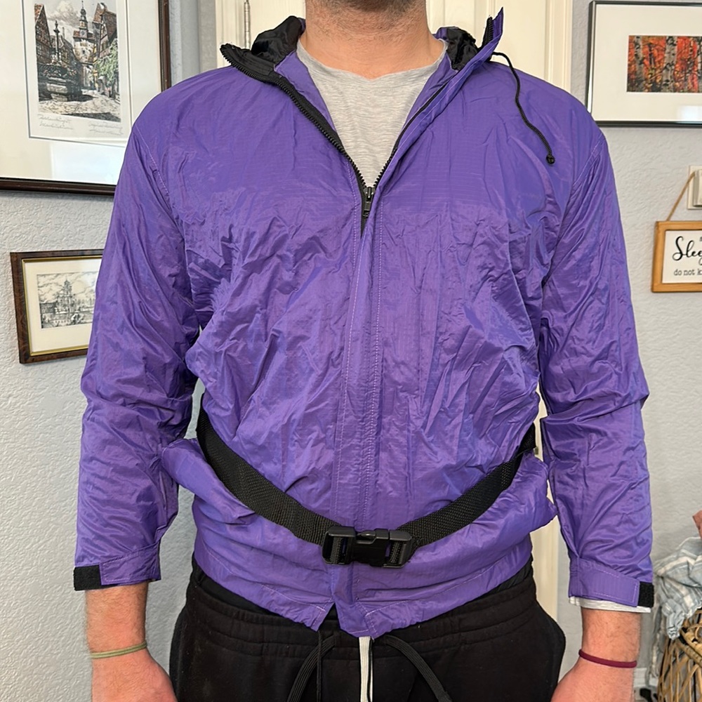 Rainbelt packable jacket. Size small.